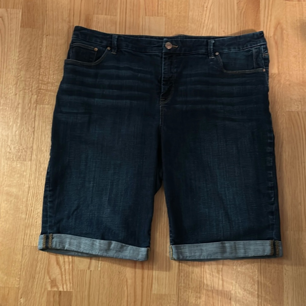 Chicos so slimming Jean Shorts